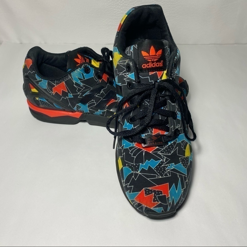 adidas Color Block sneakers: black, red, yellow, and blue. Size 6